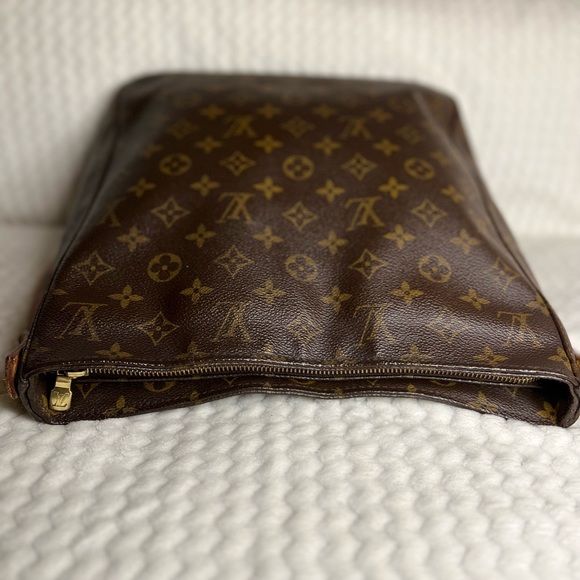 Louis Vuitton looping GM. - Picture 12 of 15